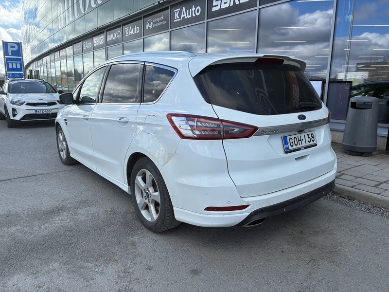 Ford S-MAX vaihtoauto