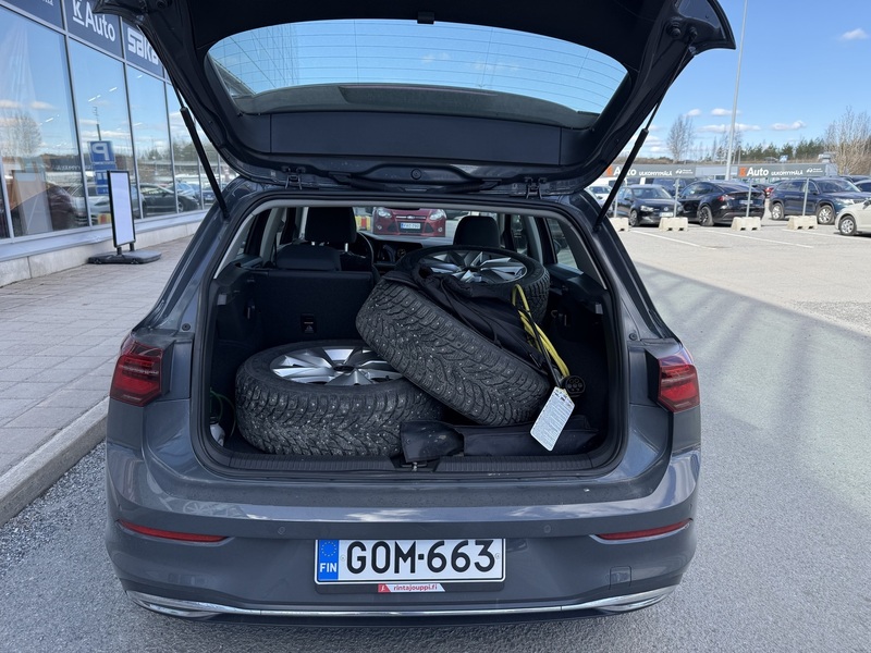 Volkswagen Golf vaihtoauto