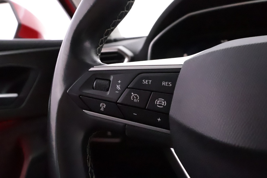 SEAT Leon Sportstourer vaihtoauto