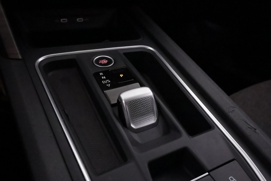 SEAT Leon Sportstourer vaihtoauto