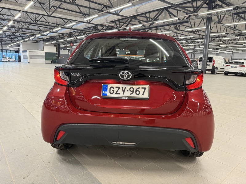 Toyota Yaris vaihtoauto