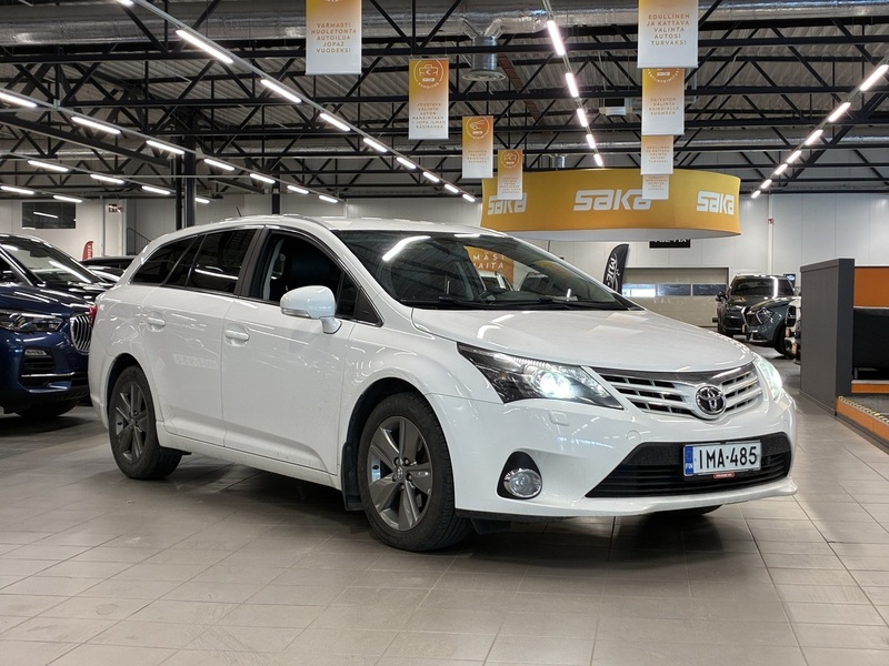 Toyota Avensis vaihtoauto