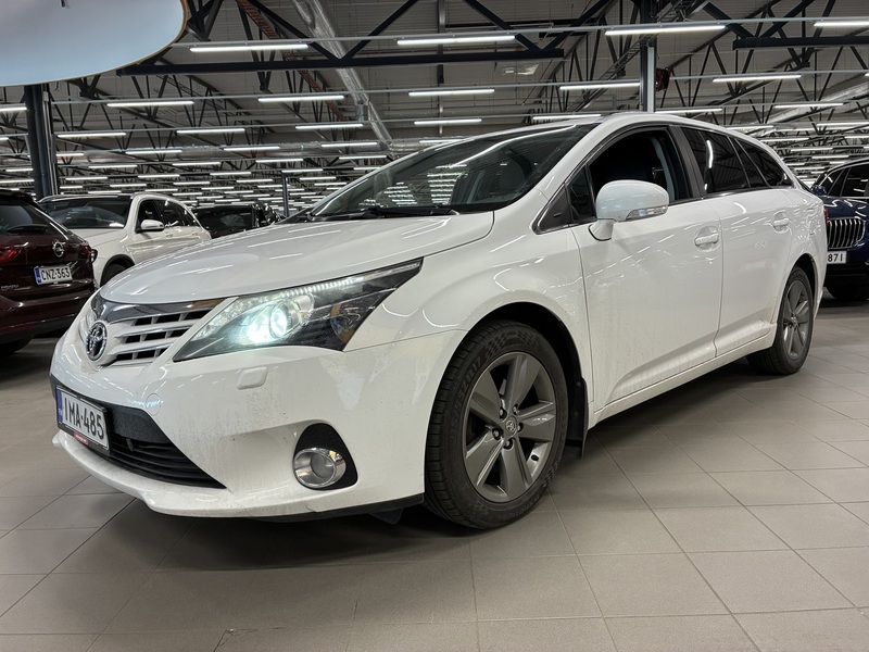Toyota Avensis vaihtoauto