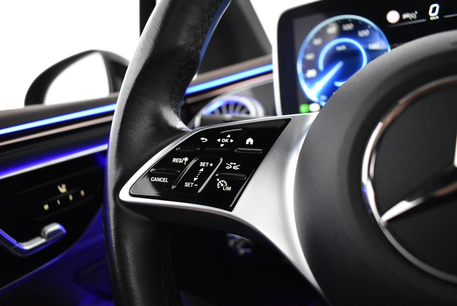 Mercedes-Benz EQE vaihtoauto