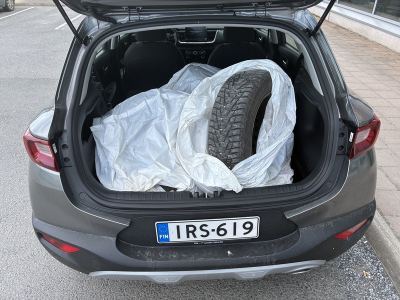 Kia Stonic vaihtoauto