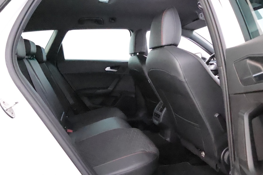 SEAT Leon Sportstourer vaihtoauto