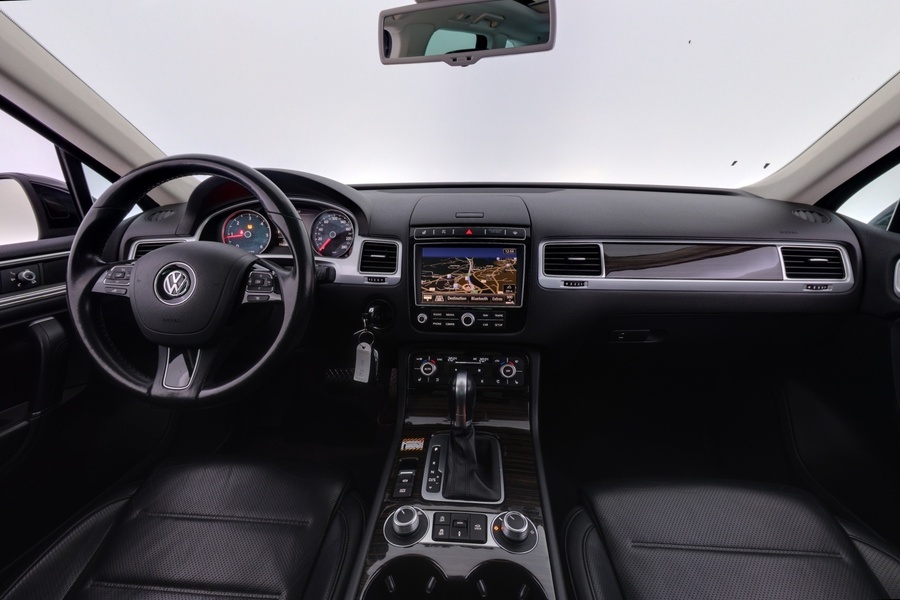 Volkswagen Touareg vaihtoauto