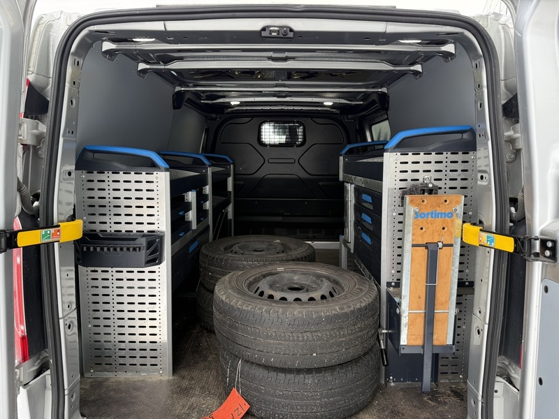 Ford Transit Custom vaihtoauto