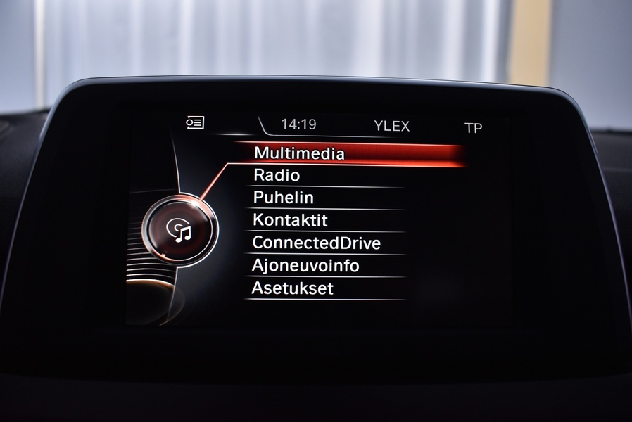 BMW 216 vaihtoauto