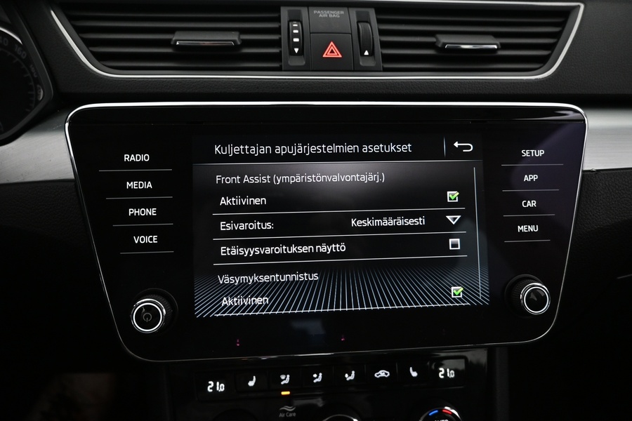 Skoda Superb vaihtoauto