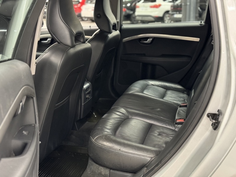 Volvo V70 vaihtoauto