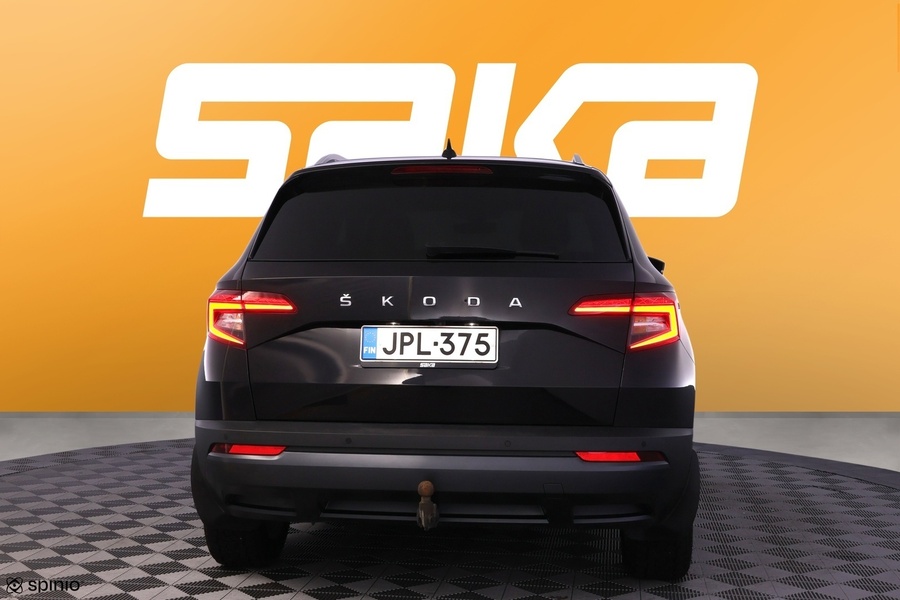 Skoda Karoq vaihtoauto