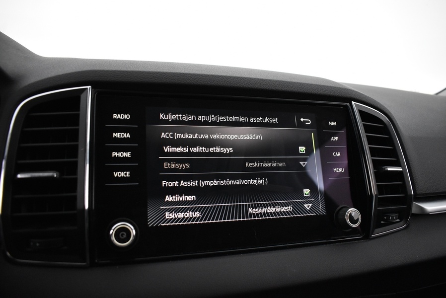 Skoda Karoq vaihtoauto