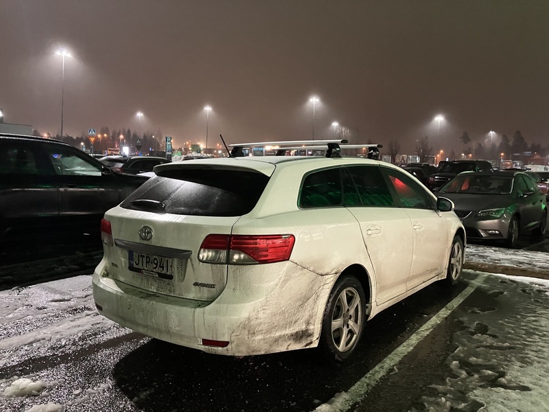 Toyota Avensis vaihtoauto