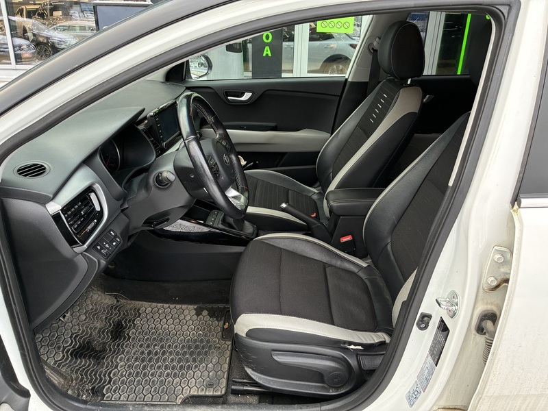 Kia Stonic vaihtoauto