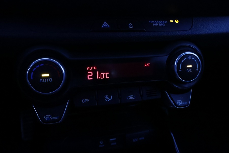 Kia Stonic vaihtoauto