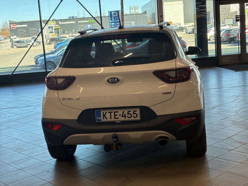 Kia Stonic vaihtoauto