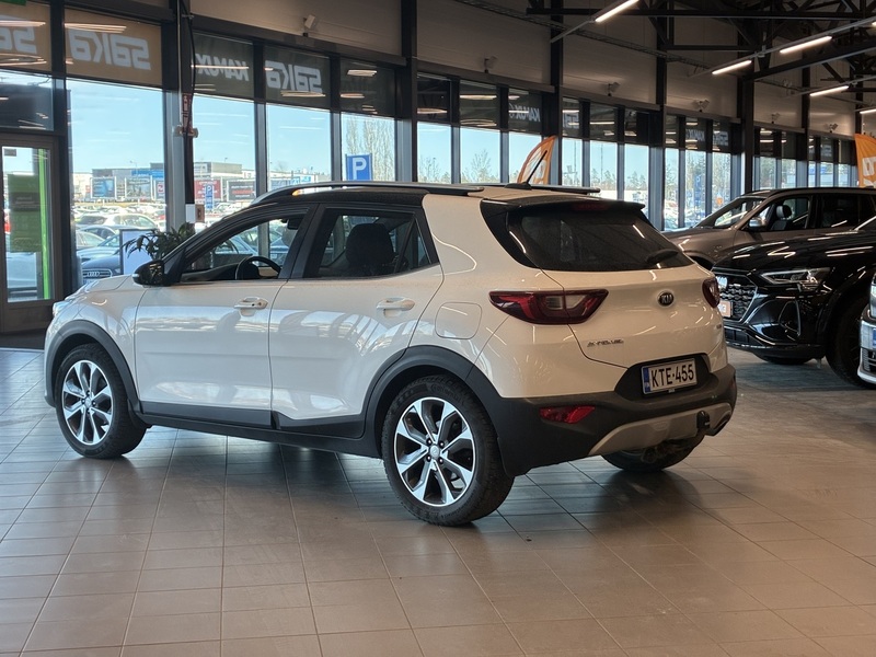 Kia Stonic vaihtoauto