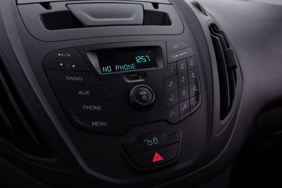 Ford Transit Courier vaihtoauto