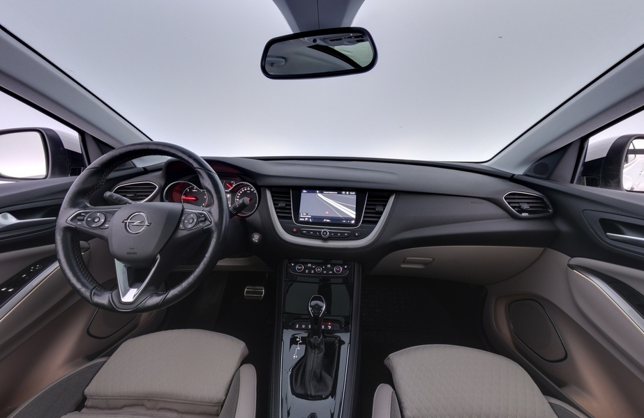 Opel Grandland X vaihtoauto