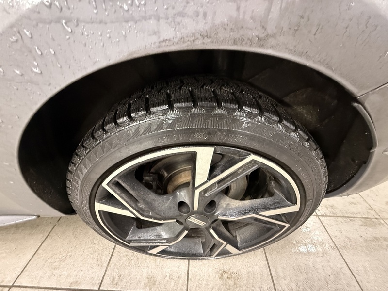 Cupra Leon vaihtoauto