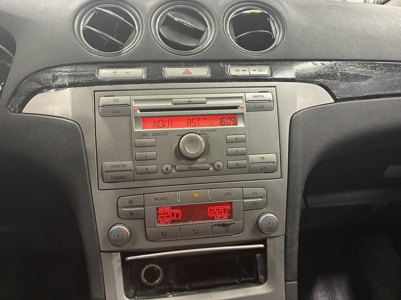 Ford S-MAX vaihtoauto