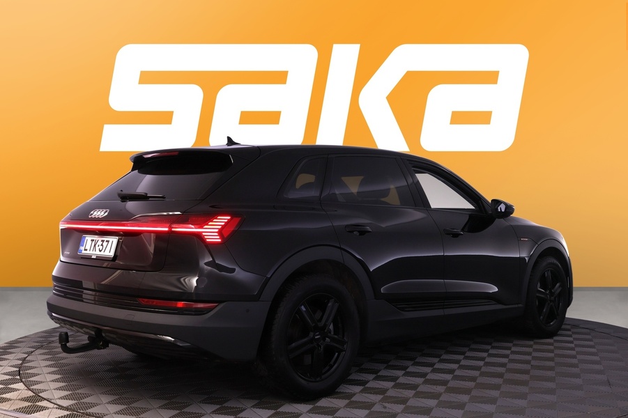 Audi e-tron vaihtoauto