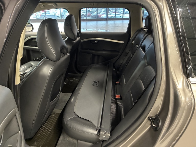 Volvo V70 vaihtoauto