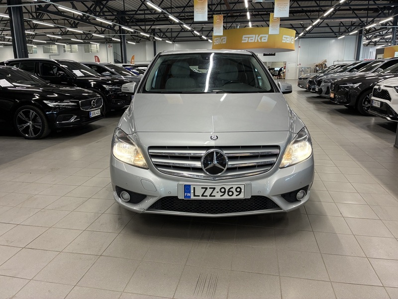 Mercedes-Benz B vaihtoauto