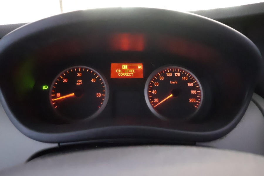 Opel Vivaro vaihtoauto