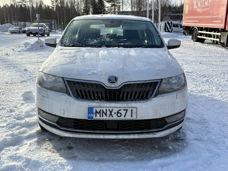 Skoda Rapid vaihtoauto