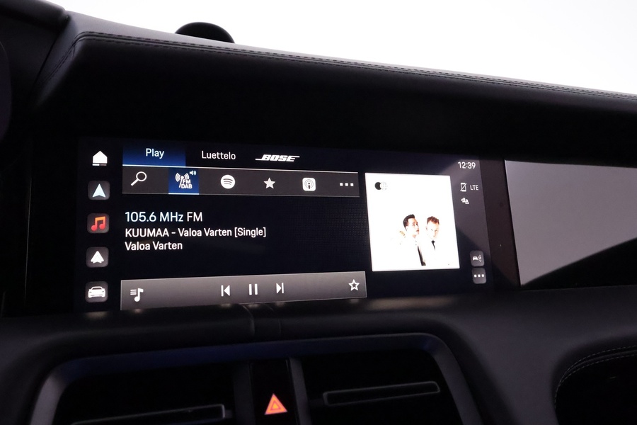 Porsche Taycan vaihtoauto