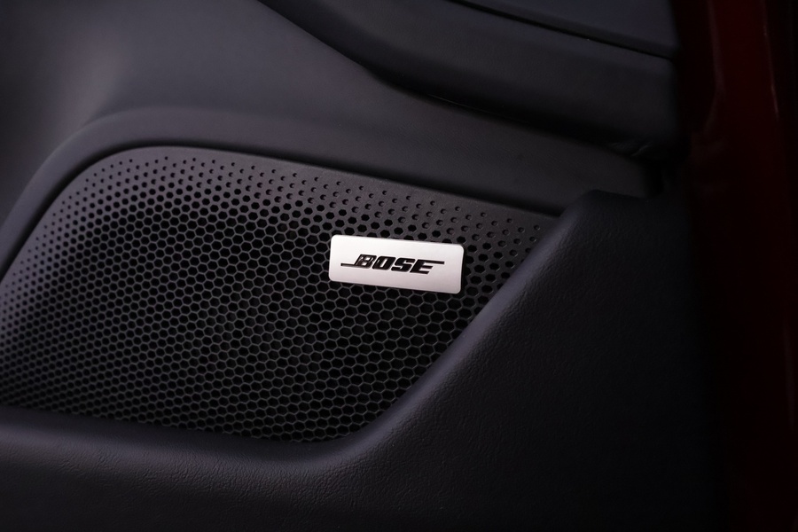 Porsche Taycan vaihtoauto