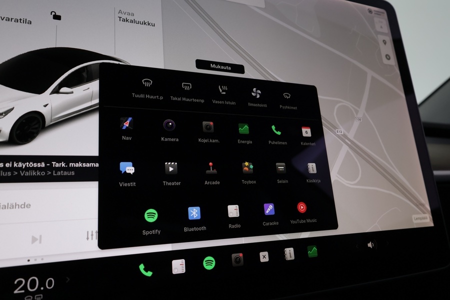 Tesla Model 3 vaihtoauto