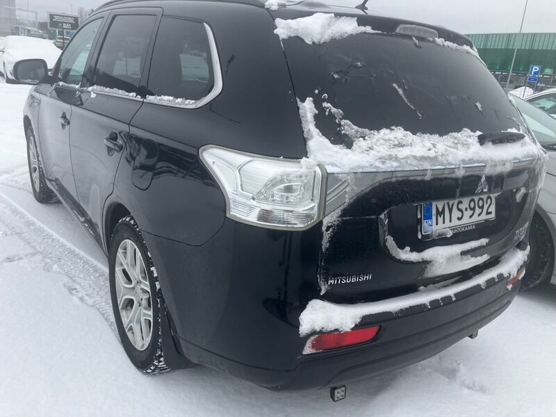 Mitsubishi Outlander vaihtoauto