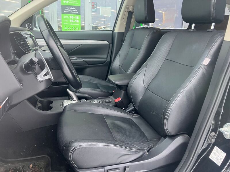 Mitsubishi Outlander vaihtoauto