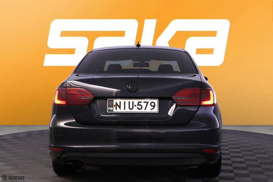 Volkswagen Jetta vaihtoauto