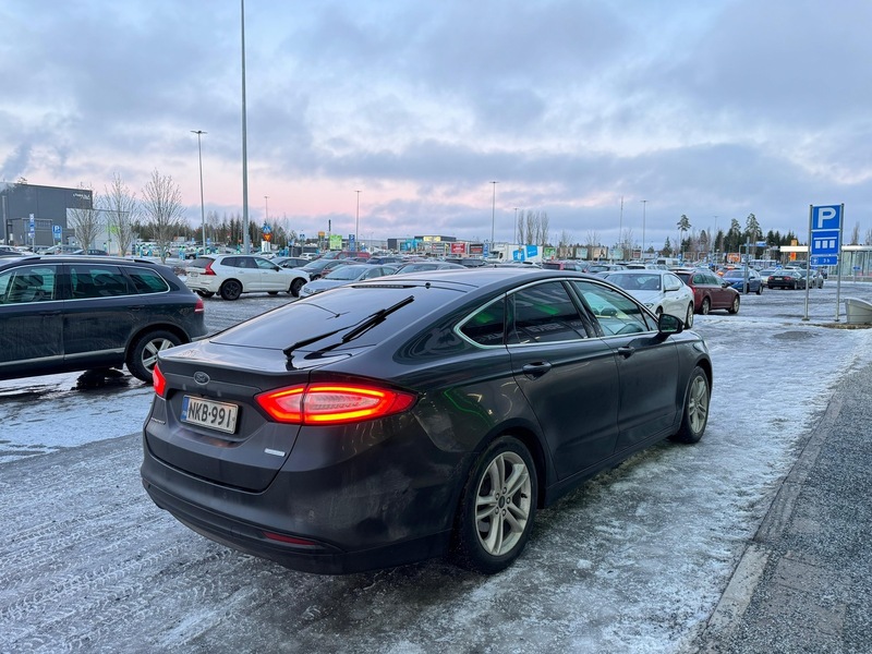 Ford Mondeo vaihtoauto