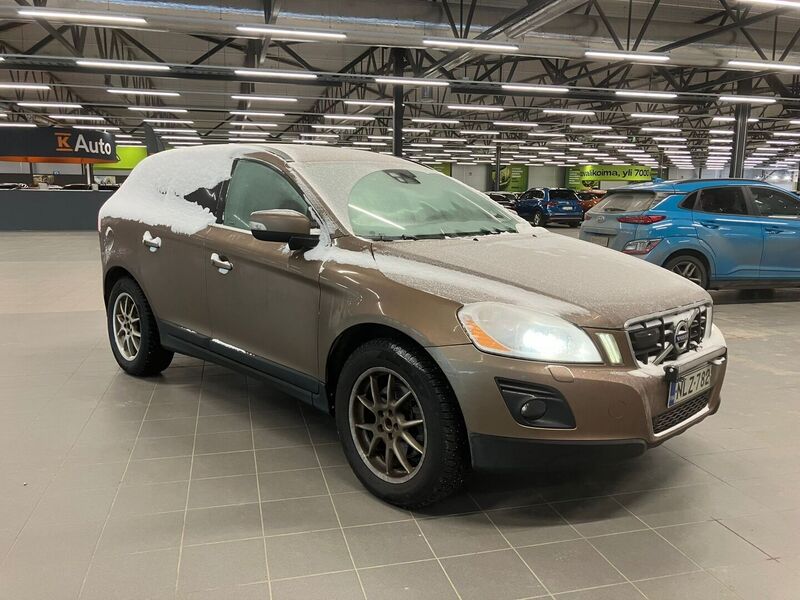 Volvo XC60 vaihtoauto