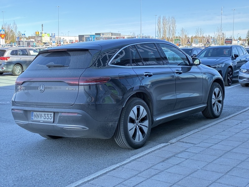 Mercedes-Benz EQC vaihtoauto