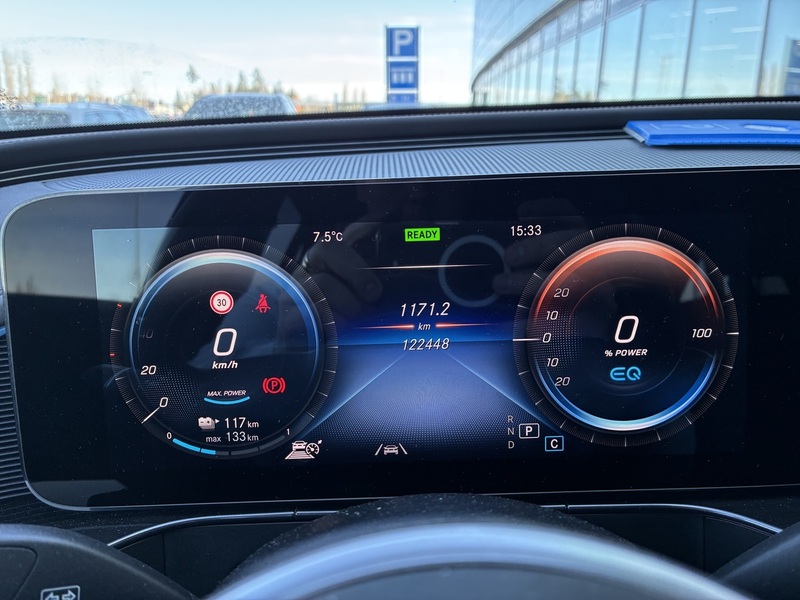 Mercedes-Benz EQC vaihtoauto