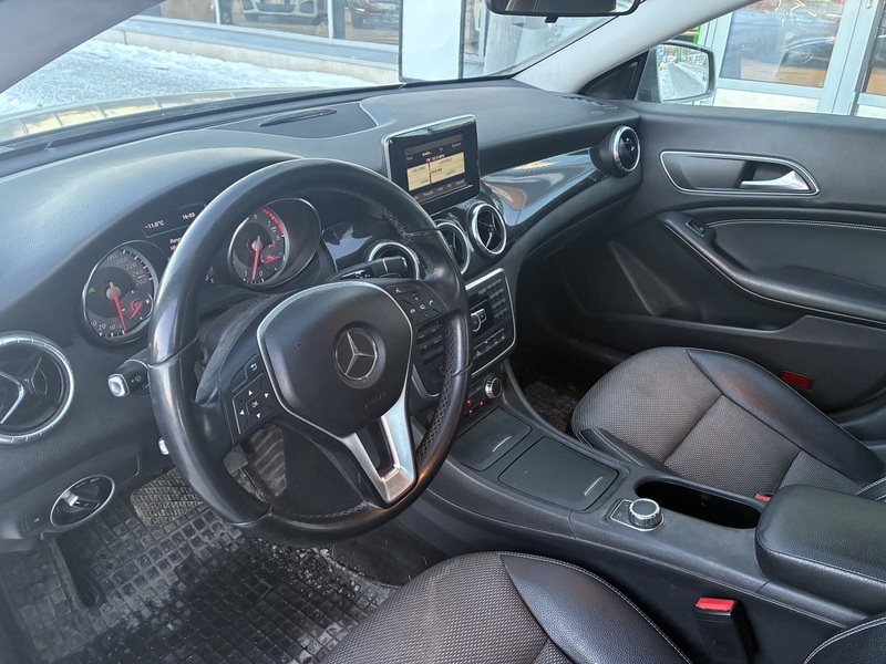 Mercedes-Benz CLA-sarja vaihtoauto