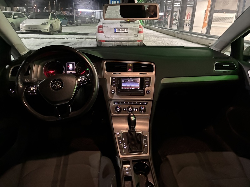 Volkswagen Golf vaihtoauto