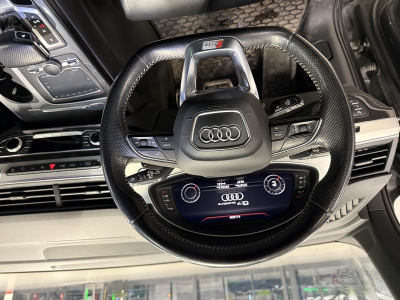 Audi Q7 vaihtoauto