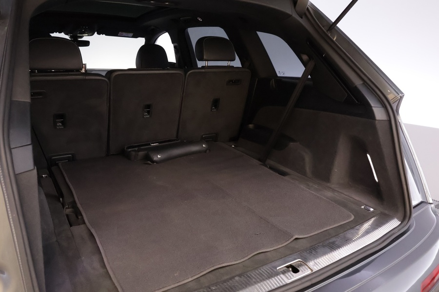 Audi Q7 vaihtoauto