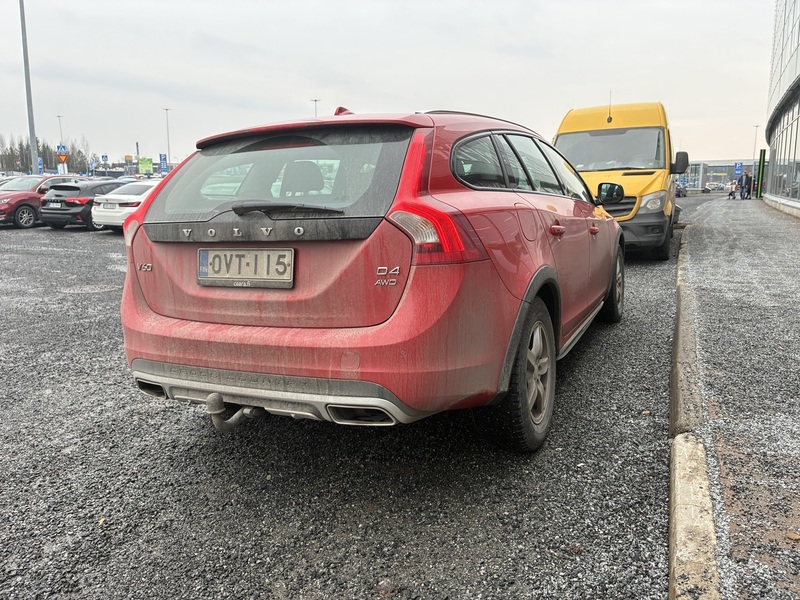 Volvo V60 Cross Country vaihtoauto