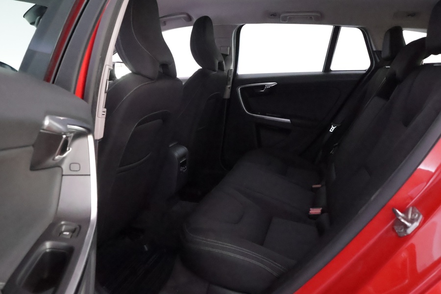 Volvo V60 Cross Country vaihtoauto