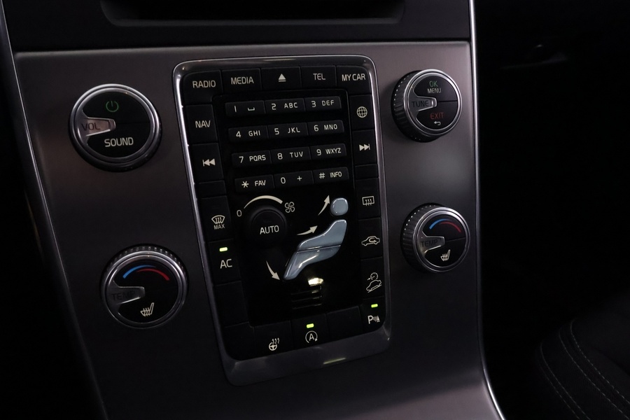 Volvo V60 Cross Country vaihtoauto