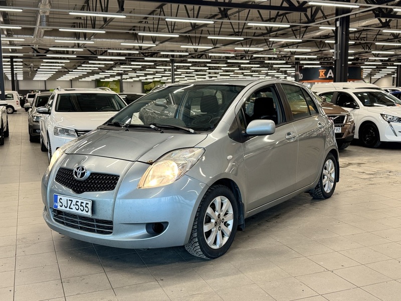 Toyota Yaris vaihtoauto