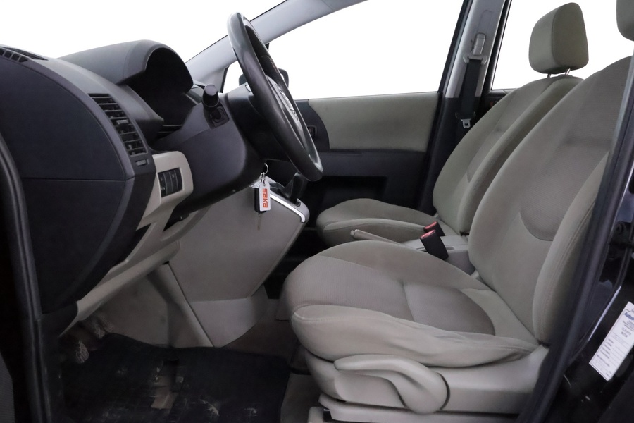 Mazda MPV vaihtoauto